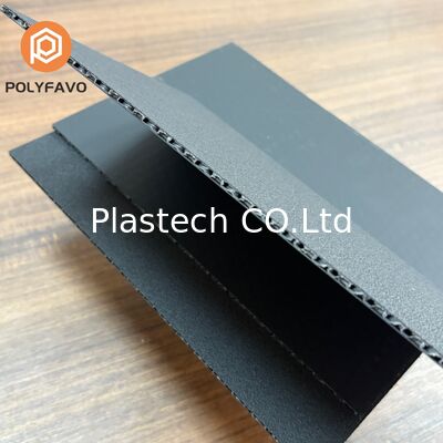 Otomobil iç mekanları için özelleştirilebilir 4mm PP bal çekirdeği levhası laminatlı paneller